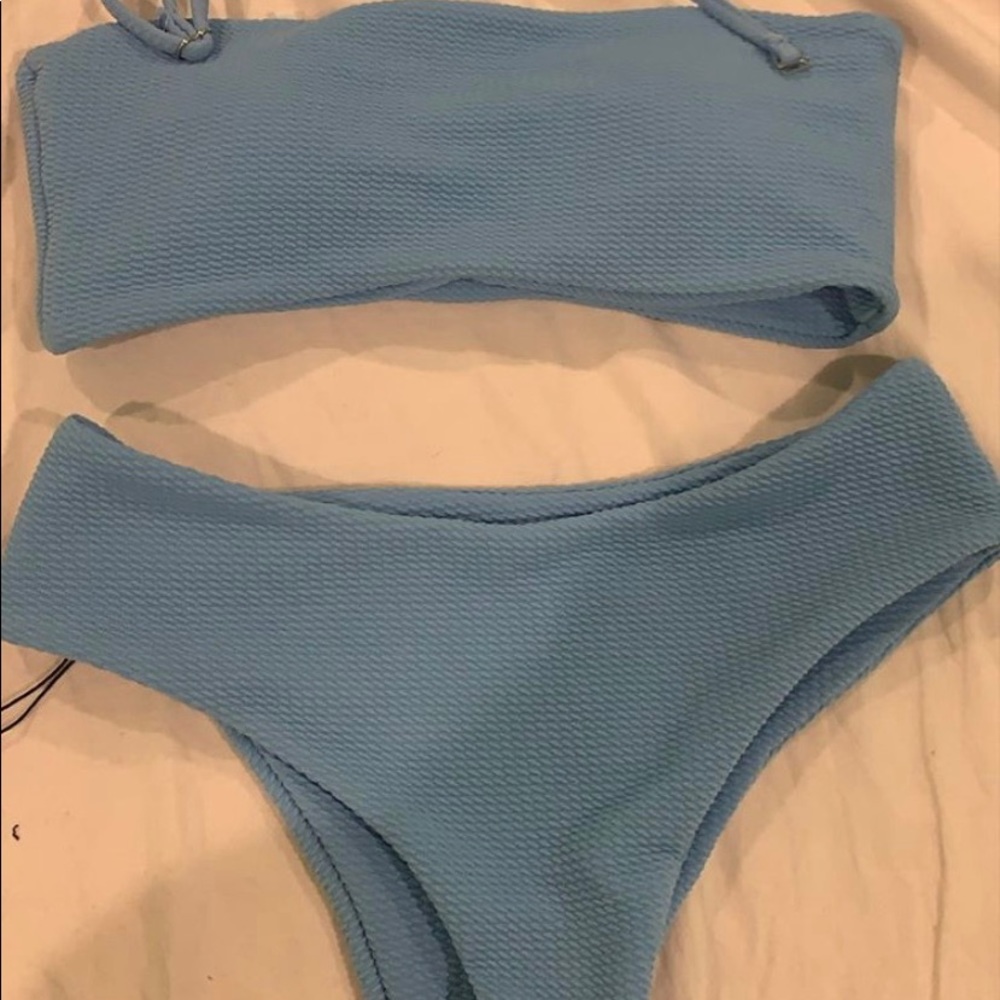 cute bathing suit with or without straps